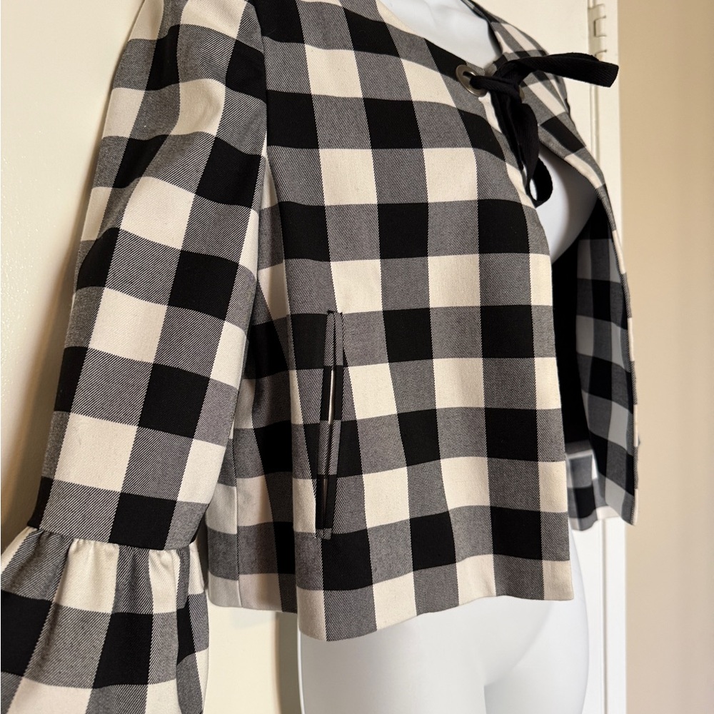 Chic Black and White Checkered Bomber Jacket - Picture 4 of 4